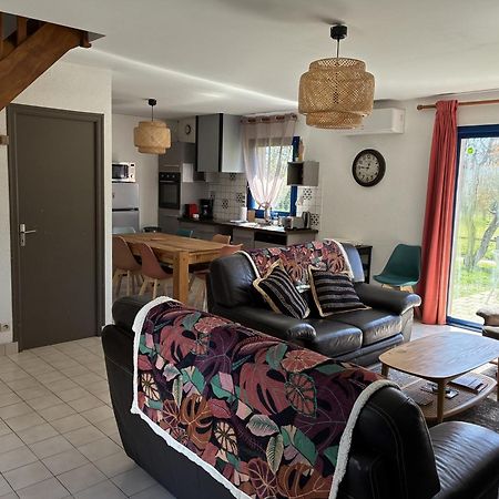 Gite Milin A Sizun Hebergement Confortable Pour 7 Pers Eksteriør bilde